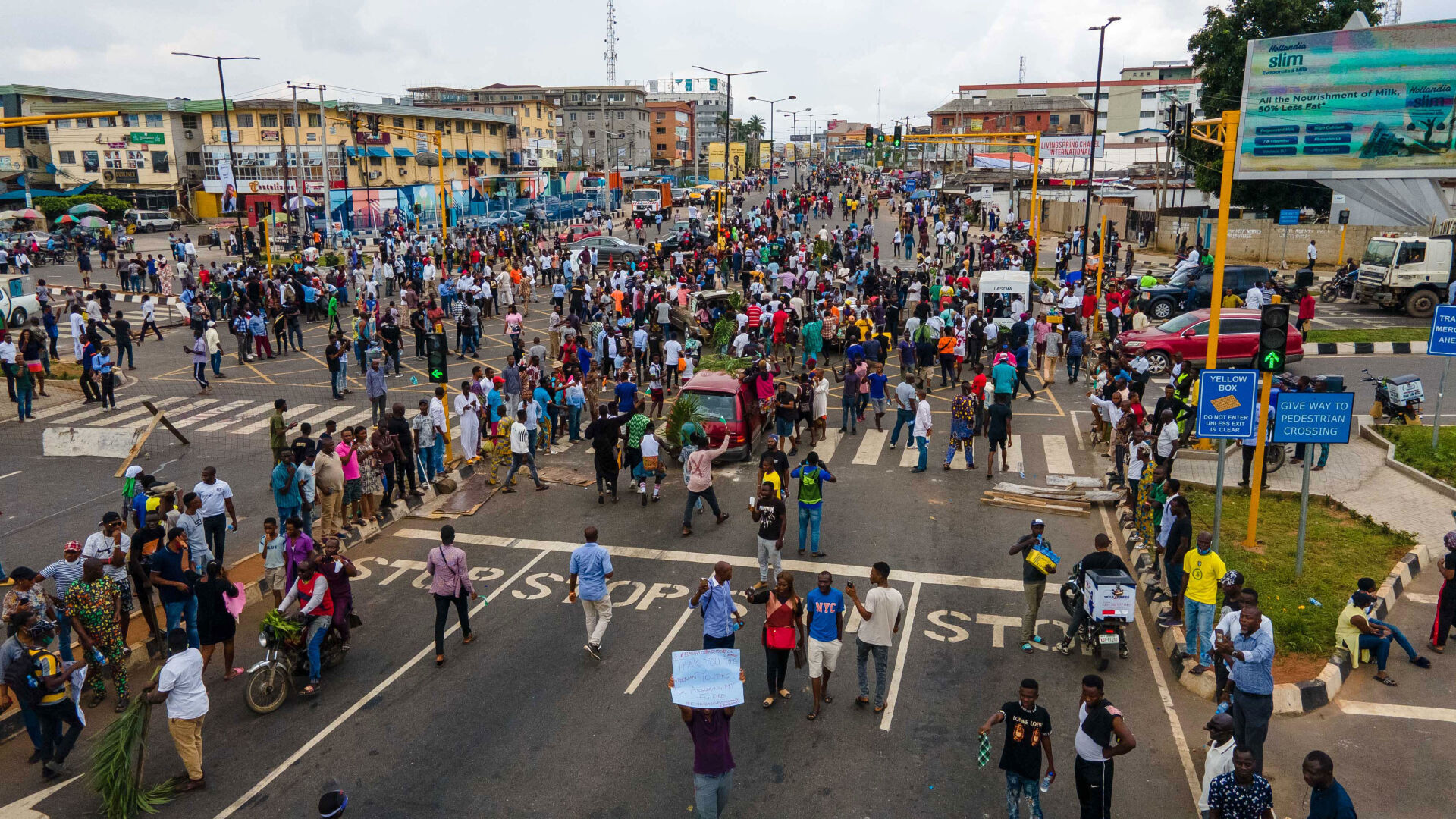Why Nigerians are protesting police brutality